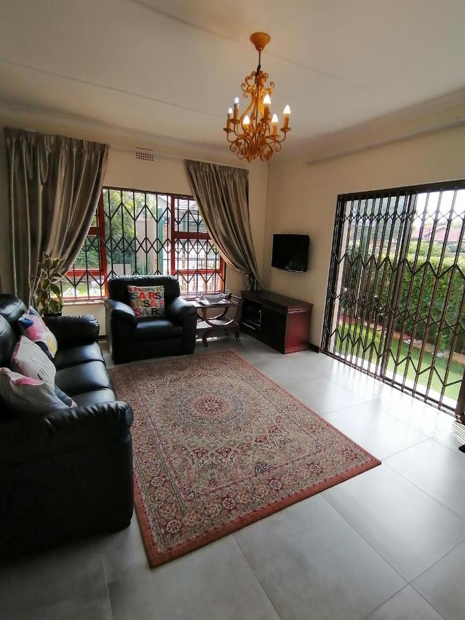 Garden And Park Leisure On Tugela Apartamento Benoni Exterior foto