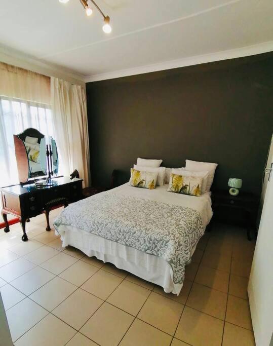 Garden And Park Leisure On Tugela Apartamento Benoni Exterior foto